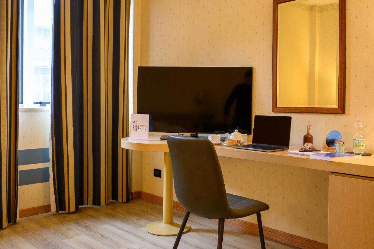 Hotel Torre Di Pratolungo Рим Экстерьер фото