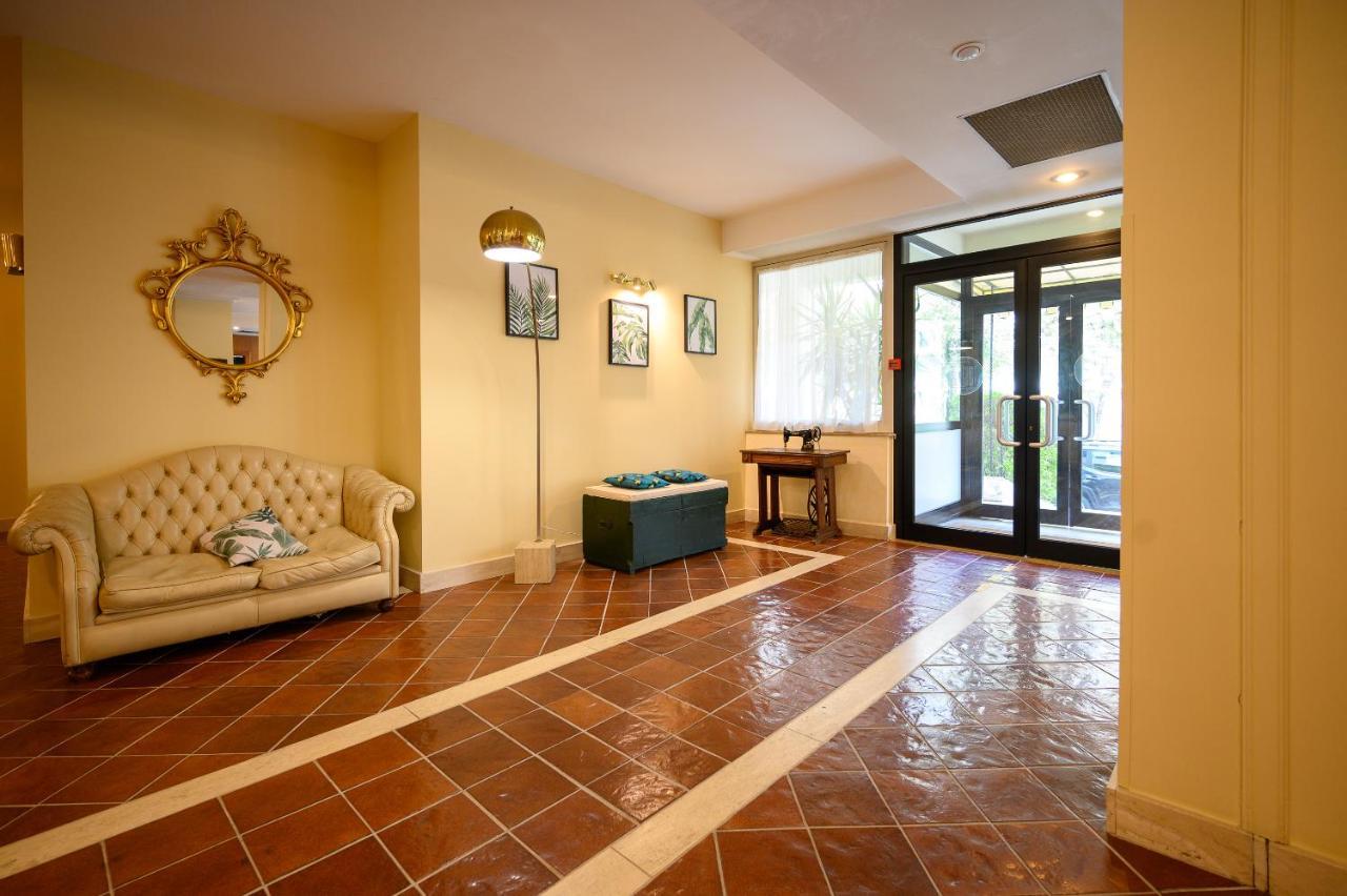 Hotel Torre Di Pratolungo Рим Экстерьер фото