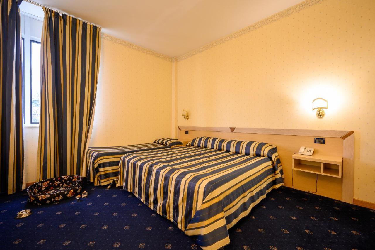 Hotel Torre Di Pratolungo Рим Экстерьер фото