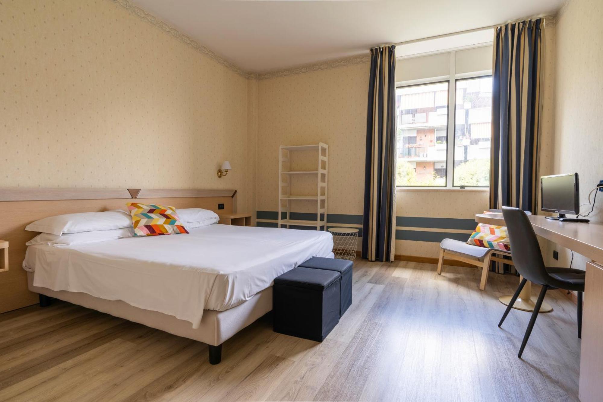 Hotel Torre Di Pratolungo Рим Экстерьер фото